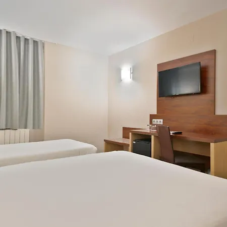 Hotel Center 4*